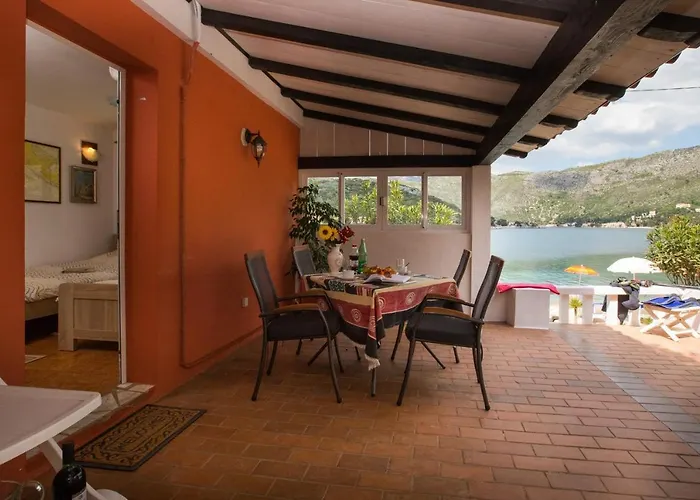 Apartment Seaside Zaton (Dubrovnik-Neretva)